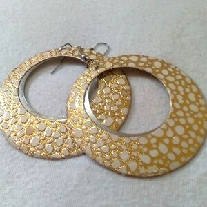 Hoop earrings gold with white dots